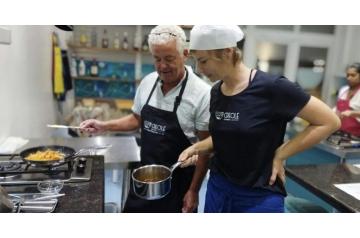 Creole Classroom: Caribbean Sip & Cook Class for 2