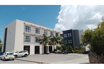 (Value $660) - 1 week stay at Adonis Cupecoy Hotel